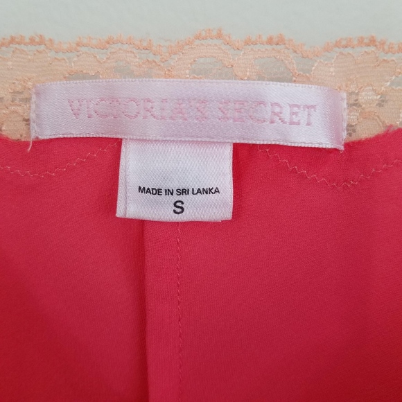 Victoria's Secret Peachy-Pink Satin & Lace Slip - Picture 6 of 7